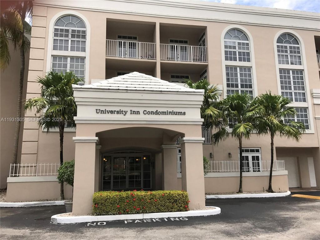 1280 S Alhambra Cir 1111B, Coral Gables, FL 33146