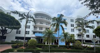 1555 N N.treasure Drive 313, North Bay Village, FL 33141