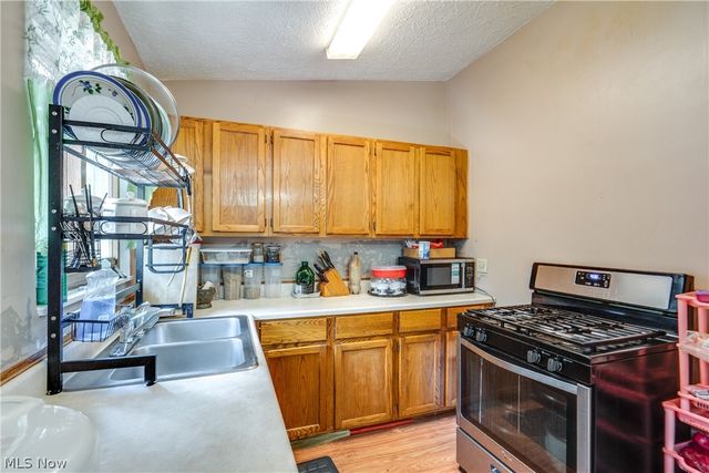1637 Vicgross Avenue, Akron, OH 44310