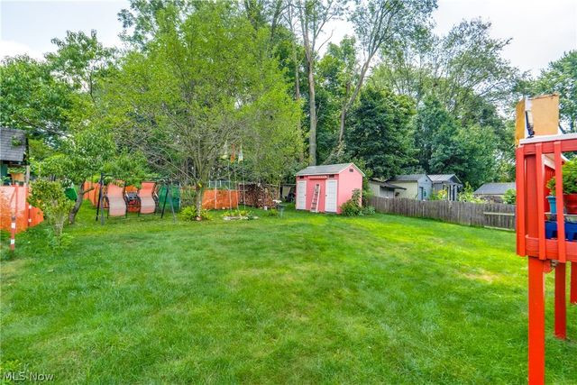 1637 Vicgross Avenue, Akron, OH 44310