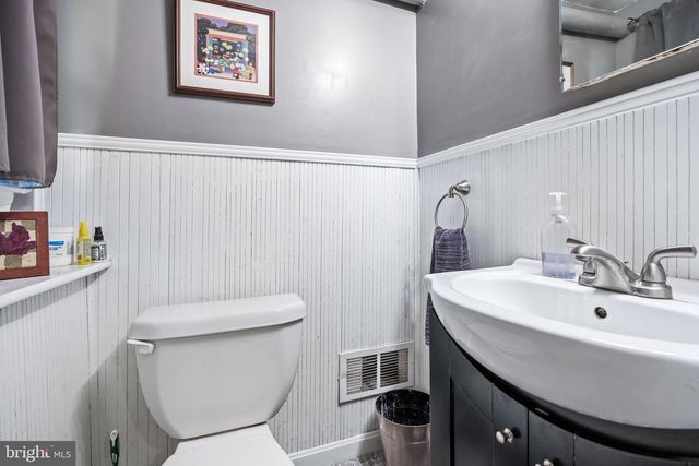 109 N AMBLER RD, Somers Point, NJ 08244