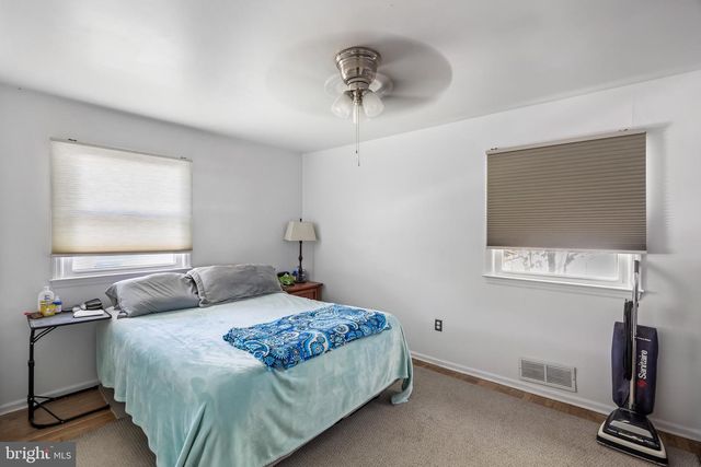 109 N AMBLER RD, Somers Point, NJ 08244