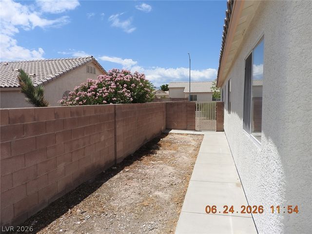 4916 CORSICA ISLAND Street, North Las Vegas, NV 89031