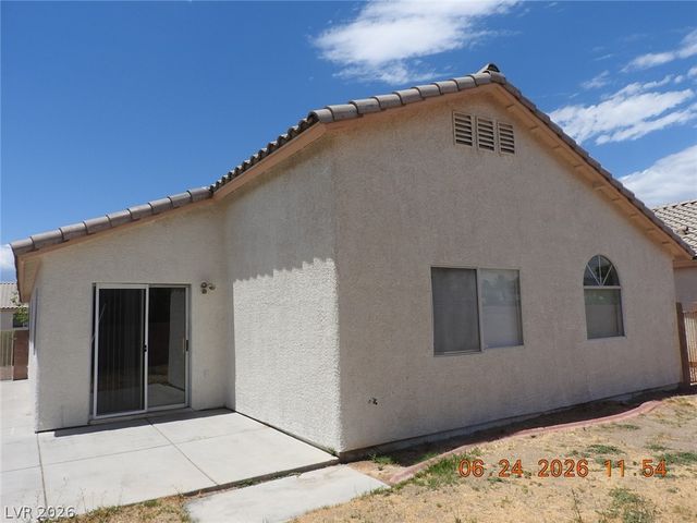 4916 CORSICA ISLAND Street, North Las Vegas, NV 89031