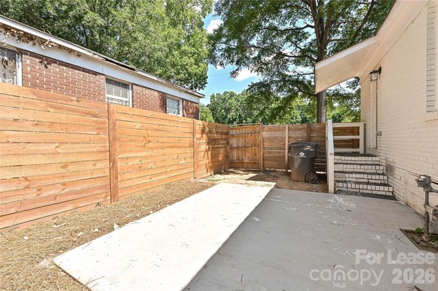 1801 Lasalle Street, Charlotte, NC 28216