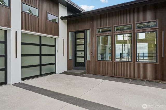 340 Anderson Drive, Kalama, WA 98625