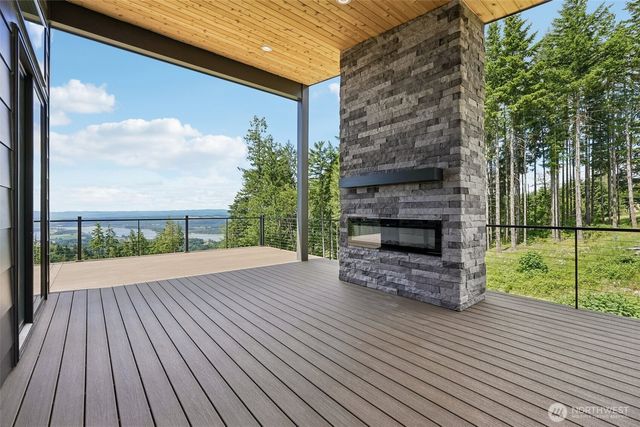 340 Anderson Drive, Kalama, WA 98625