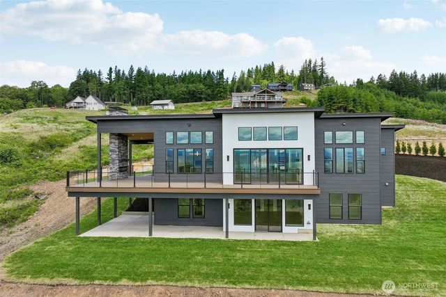 340 Anderson Drive, Kalama, WA 98625