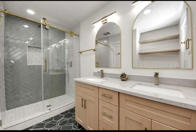 26206 Maplewood Drive, Spring, TX 77386