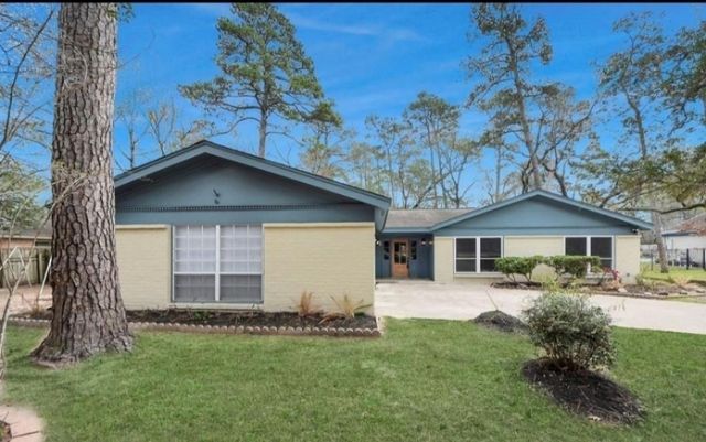 26206 Maplewood Drive, Spring, TX 77386