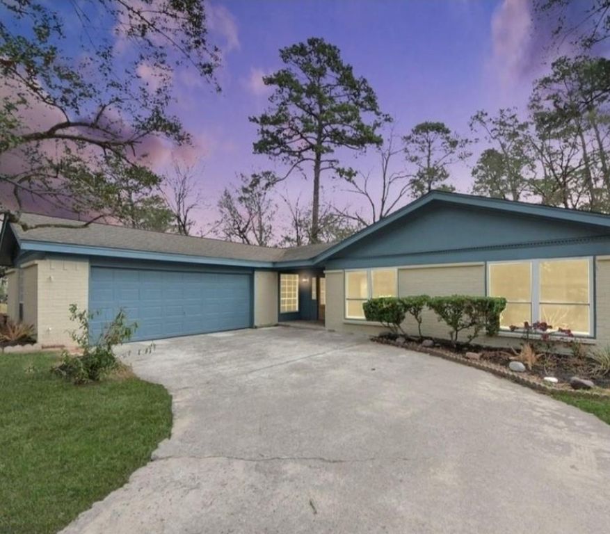 26206 Maplewood Drive, Spring, TX 77386