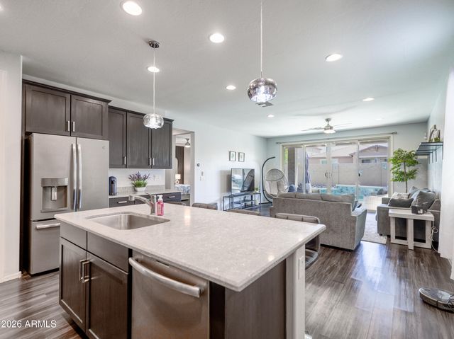 4459 W FEDERAL Way, San Tan Valley, AZ 85144