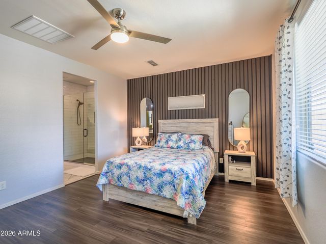 4459 W FEDERAL Way, San Tan Valley, AZ 85144