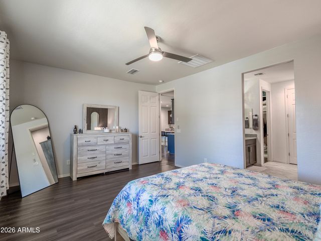 4459 W FEDERAL Way, San Tan Valley, AZ 85144