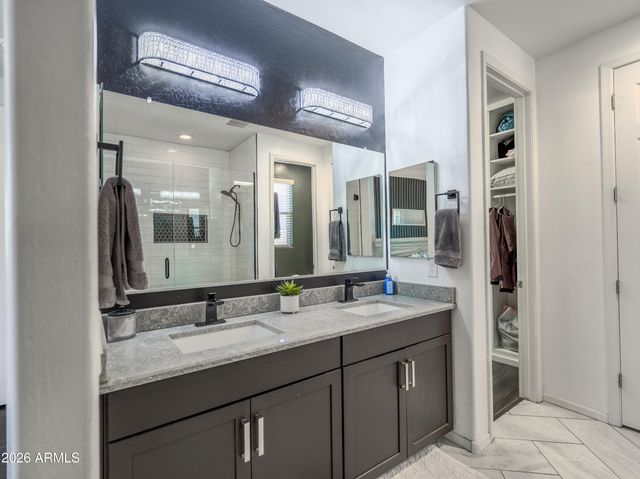 4459 W FEDERAL Way, San Tan Valley, AZ 85144