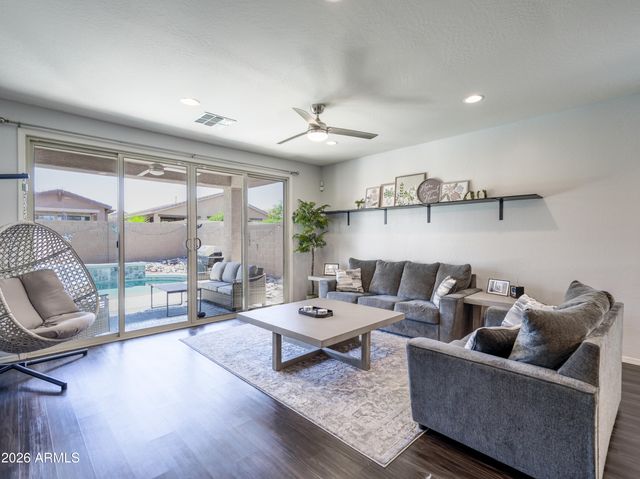 4459 W FEDERAL Way, San Tan Valley, AZ 85144