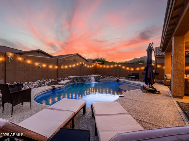 4459 W FEDERAL Way, San Tan Valley, AZ 85144