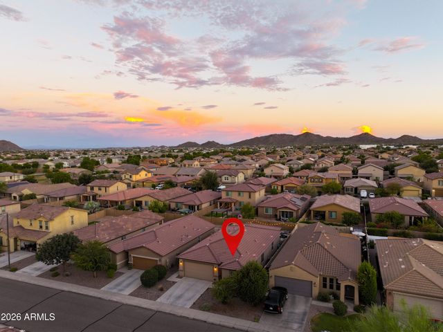 4459 W FEDERAL Way, San Tan Valley, AZ 85144