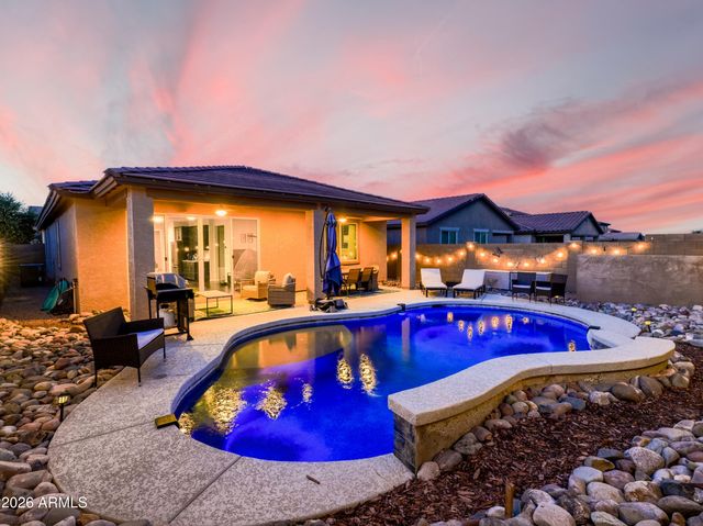 4459 W FEDERAL Way, San Tan Valley, AZ 85144