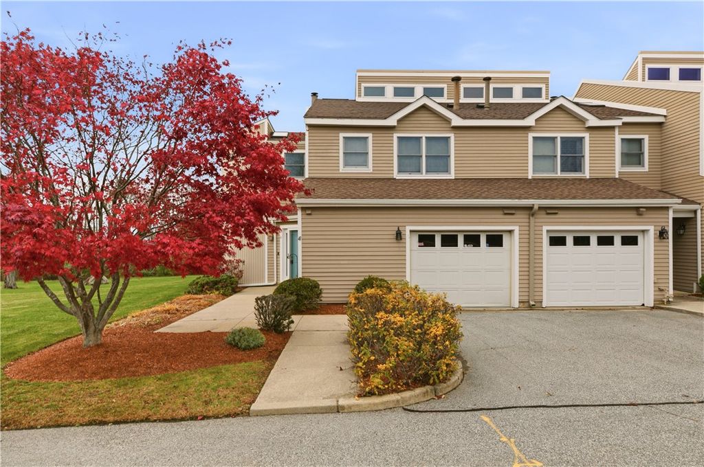 41 Lawton Brook Lane, Portsmouth, RI 02871