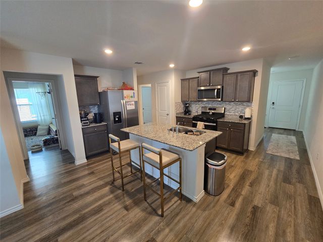 856 Good Cheer Lane, Lavon, TX 75166