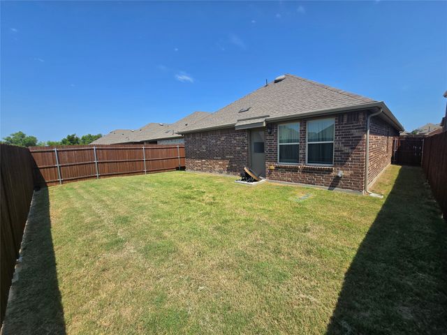 856 Good Cheer Lane, Lavon, TX 75166