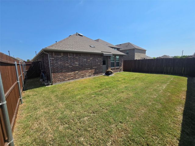 856 Good Cheer Lane, Lavon, TX 75166