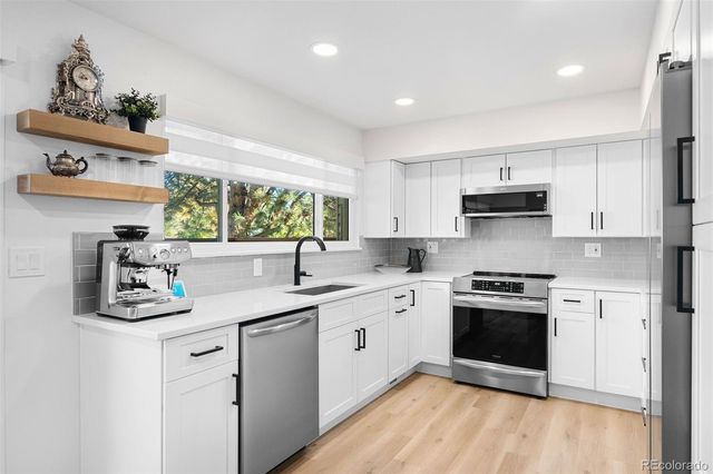 4202 E Maplewood Way, Centennial, CO 80121