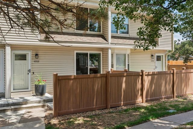4202 E Maplewood Way, Centennial, CO 80121
