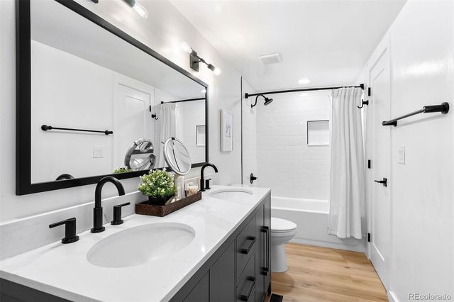 4202 E Maplewood Way, Centennial, CO 80121