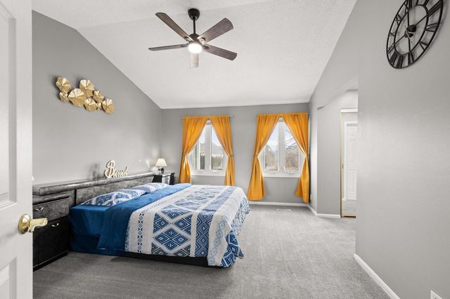 399 Catbird Lane, Deerfield, IL 60015