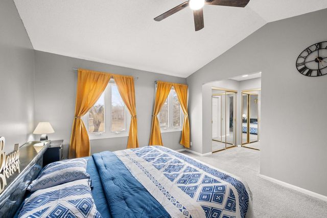 399 Catbird Lane, Deerfield, IL 60015