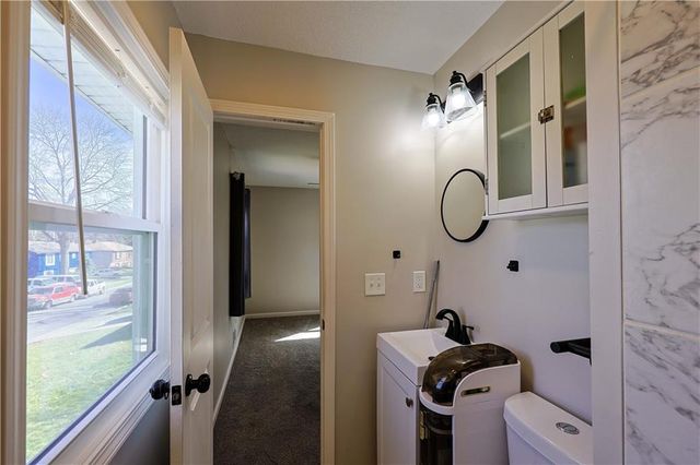 525 N Stevenson Street, Olathe, KS 66061