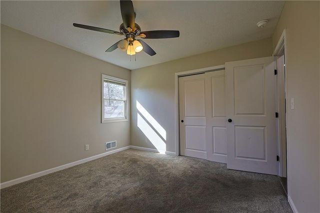 525 N Stevenson Street, Olathe, KS 66061