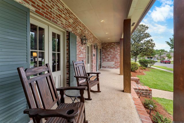 2391 St Andrews Ave, Zachary, LA 70791