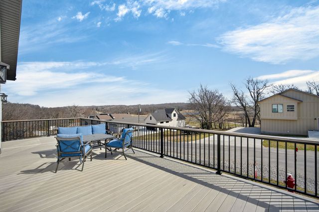 8479 Lakeshore Drive, Dexter, IA 50070