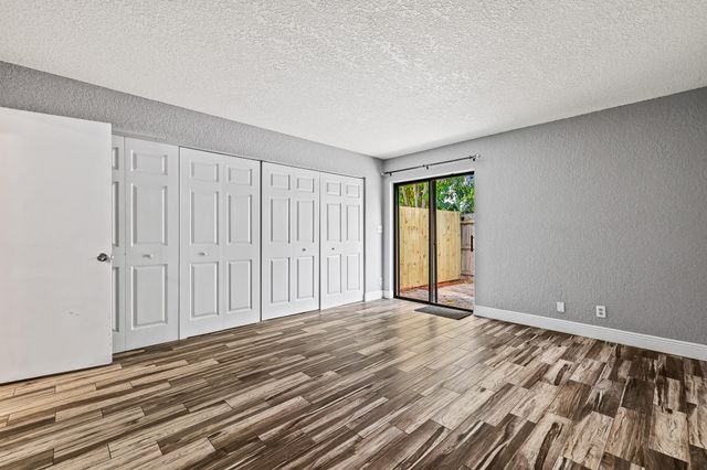 7739 Balboa Street 7739, Sunrise, FL 33351
