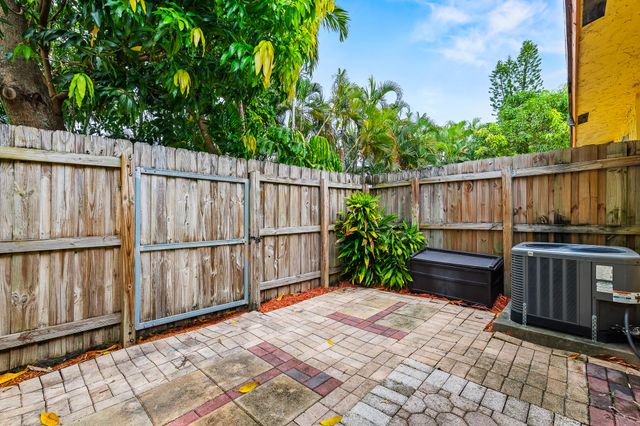 7739 Balboa Street 7739, Sunrise, FL 33351