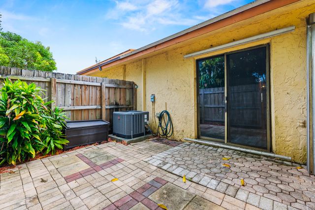 7739 Balboa Street 7739, Sunrise, FL 33351