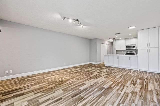 7739 Balboa Street 7739, Sunrise, FL 33351