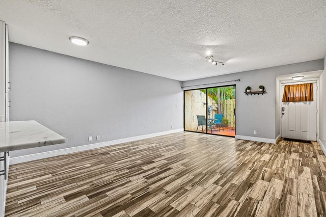 7739 Balboa Street 7739, Sunrise, FL 33351