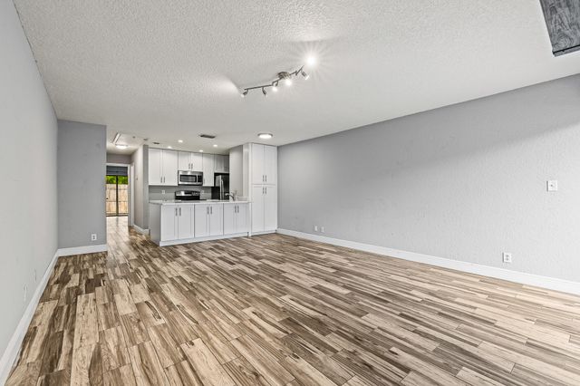 7739 Balboa Street 7739, Sunrise, FL 33351