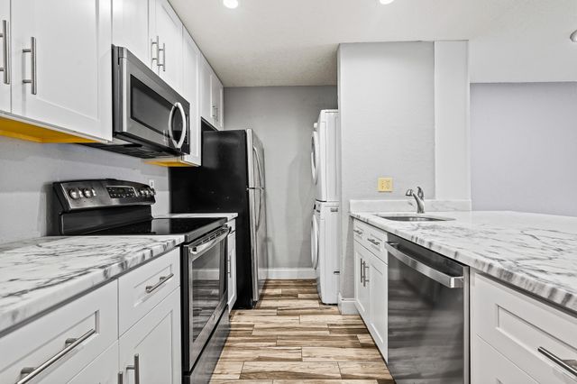 7739 Balboa Street 7739, Sunrise, FL 33351