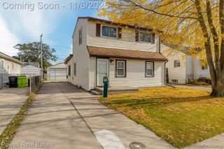 25152 Leach Street, Roseville, MI 48066
