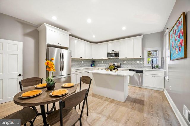 1626 HOLLINS ST, Baltimore, MD 21223