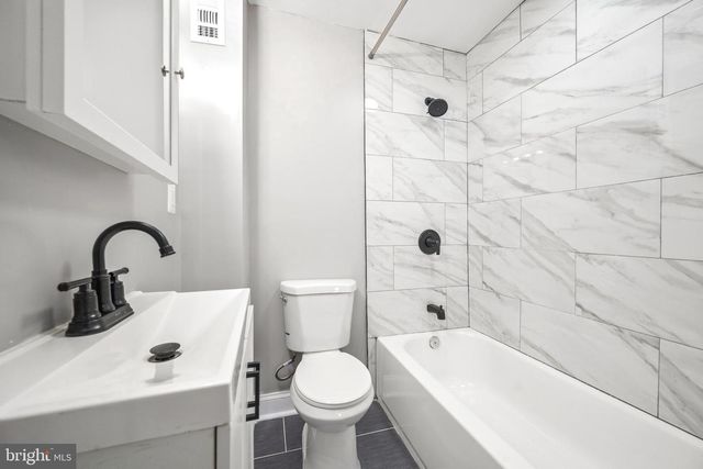 1626 HOLLINS ST, Baltimore, MD 21223