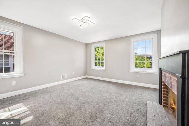 1626 HOLLINS ST, Baltimore, MD 21223