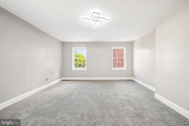1626 HOLLINS ST, Baltimore, MD 21223