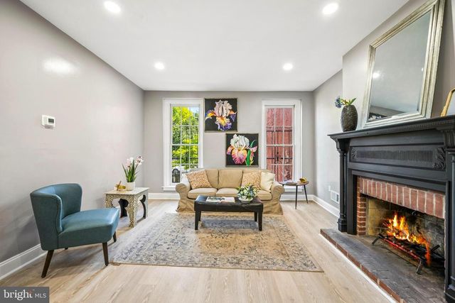 1626 HOLLINS ST, Baltimore, MD 21223