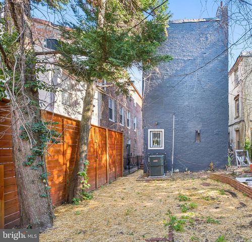 1626 HOLLINS ST, Baltimore, MD 21223